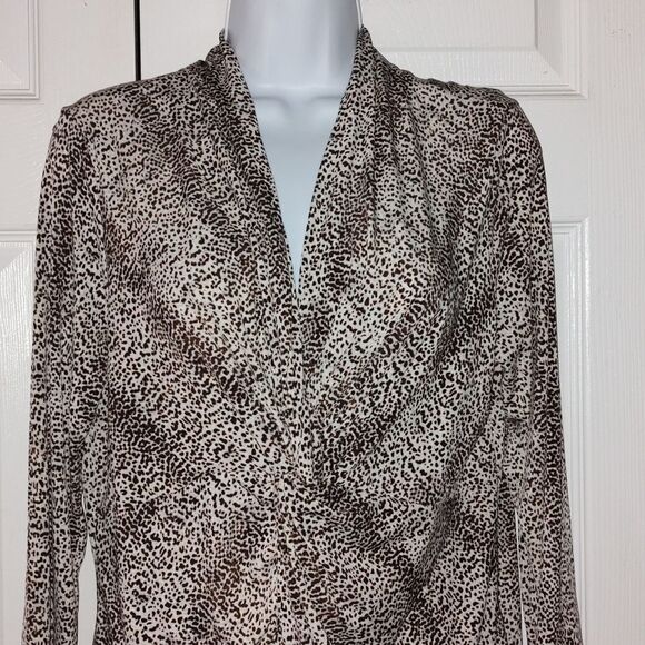 Liz Claiborne lodge Brown Multi Twist front knot Top Sz L NWT - Picture 3 of 7